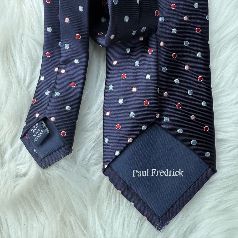 Paul Fredrick Tie Navy Blue Polka Dot 100% Silk Tie - Picture 4 of 6